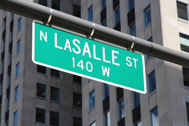 istock Chicago - LaSalle Street 183163091