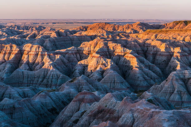 istock Badlands South Dakota at Sunrise 183169627