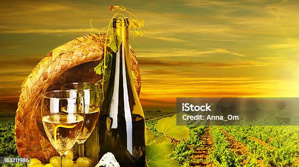 Romantic Dinner At Vineyard Stock Photo - Download Image Now - Agriculture, Autumn, Celebration
