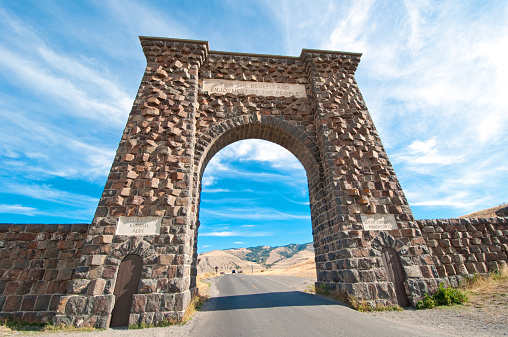 Roosevelt Arch, north entrance to Yellowstone National Park. Gardiner, Montana.