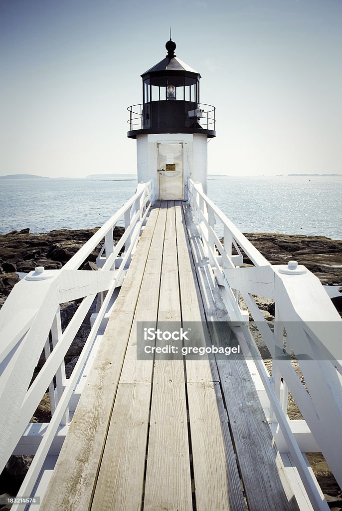 Faro di Marshall Point a Port Clyde, ME con rampa - Foto stock royalty-free di Faro di Marshall Point