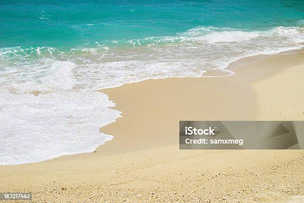 Beach - Fotografias de stock e mais imagens de Ao Ar Livre - Ao Ar Livre, Areia, Azul