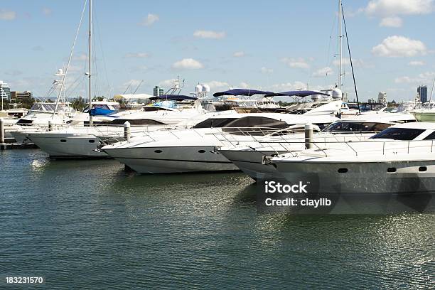 Luxuskreuzfahrtyachten Stockfoto und mehr Bilder von Jachthafen - Jachthafen, Wasserfahrzeug, Fotografie
