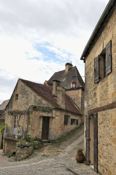 istock The Rock of Beynac 1832328203