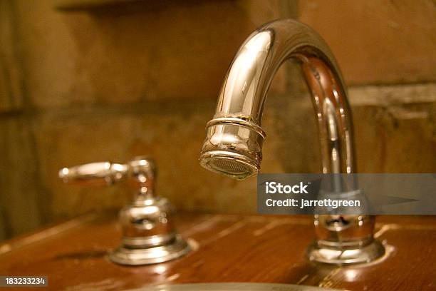 Badezimmer Sink3 Stockfoto und mehr Bilder von Badezimmer - Badezimmer, Bathroom, Bedienungsknopf