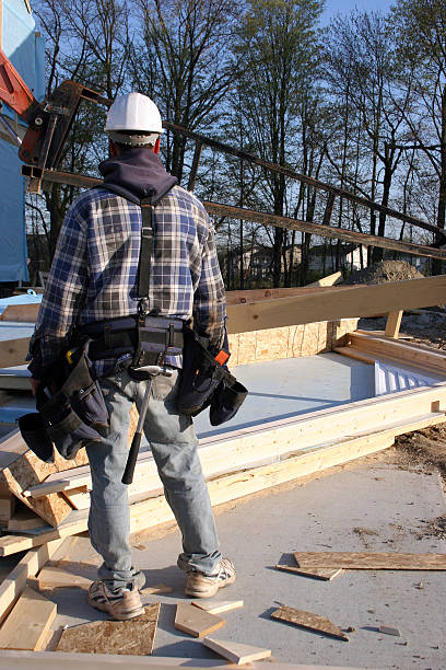 trabalhador da construção civil - violence hat toughness blue imagens e fotografias de stock