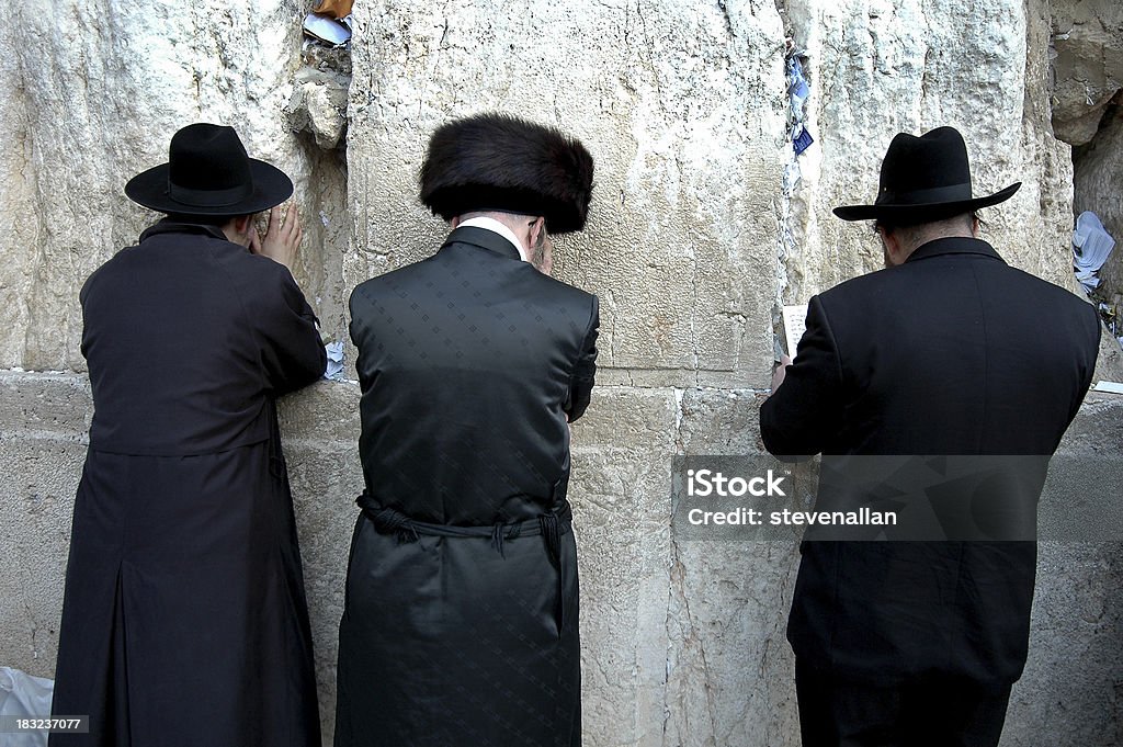 На стене - Стоковые фото Иудаизм роялти-фри