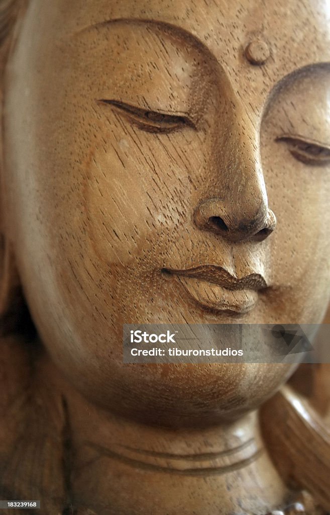Tranquillo Buddha - Foto stock royalty-free di Ambientazione tranquilla