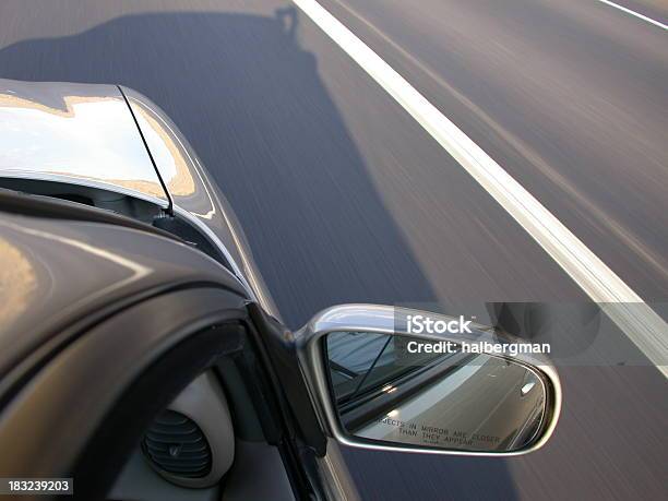 Foto de Detalhe De Carro Em Movimento e mais fotos de stock de Autoestrada - Autoestrada, Carro, Destino turístico