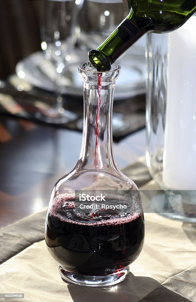 Flasche und Decanter - Lizenzfrei Dekantiergefäß Stock-Foto