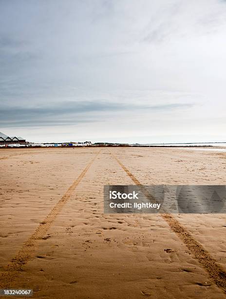 Trail Am Strand Stockfoto und mehr Bilder von Abgeschiedenheit - Abgeschiedenheit, Außenaufnahme von Gebäuden, Bauwerk