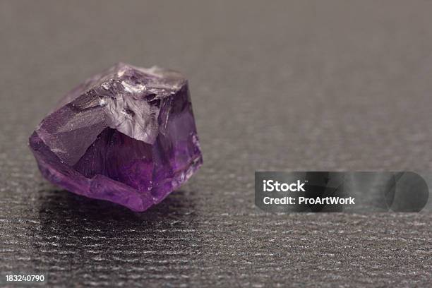 Amethyst Rau Stockfoto und mehr Bilder von Amethyst - Amethyst, Farbbild, Fels