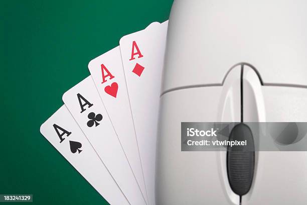 Onlinepoker Nachtfour Aces Stockfoto und mehr Bilder von Ass - Ass, Computermaus, Dominanz