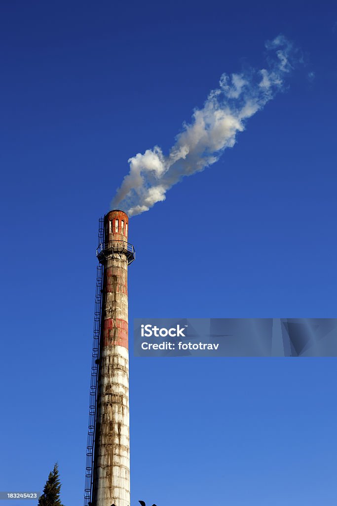 Poluição atmosférica no centro da cidade de beijing - Foto de stock de Azul royalty-free