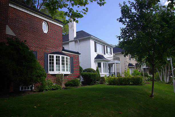 istock opulent homes in quiet posh neighborhood 183247993