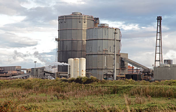 istock uk steel manufacturing plant 183248611