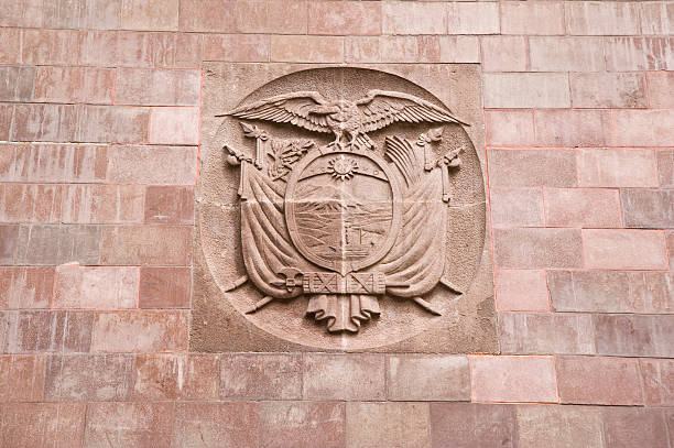 istock Ecuador's coat of arms 183250293