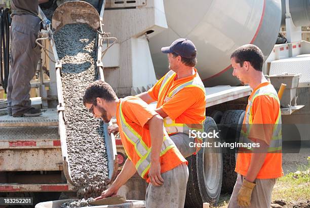 Beton Crew Stockfoto und mehr Bilder von Beton - Beton, Eingießen, Baugewerbe