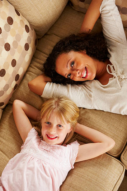 istock Mother and daughter looking up 183252268
