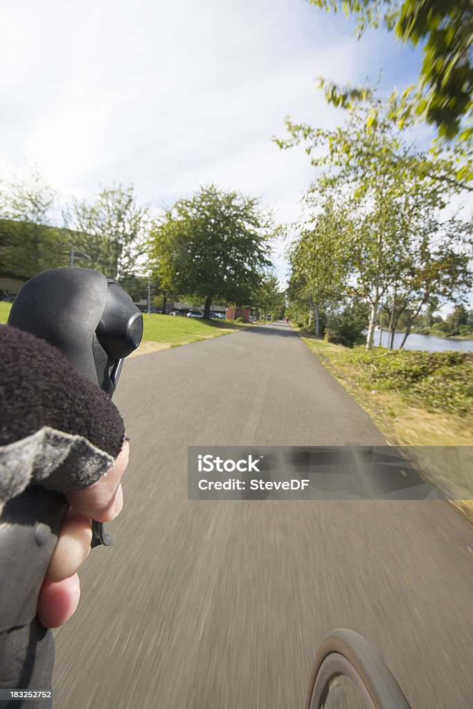Fahrradfahren auf einen wunderschönen Tag - Lizenzfrei Anstrengung Stock-Foto