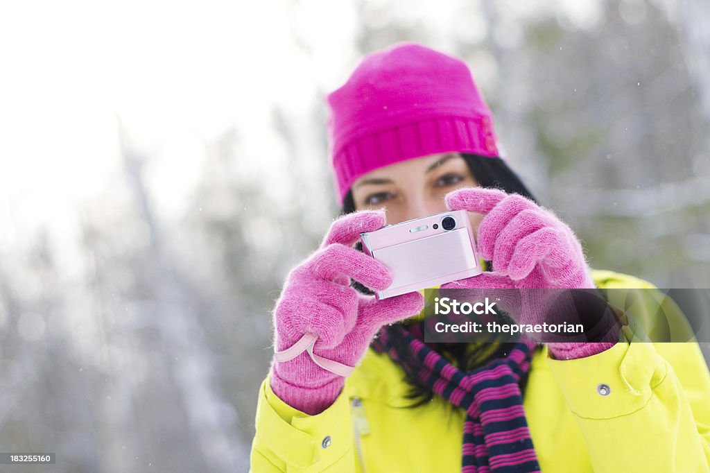 여자아이 taking a picture - 로열티 프리 20-24세 스톡 사진