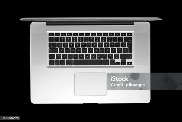 Silber Laptop Auf Schwarz Mit Clipping Path Stockfoto und mehr Bilder von Luftaufnahme - Luftaufnahme, Laptop, Computertastatur