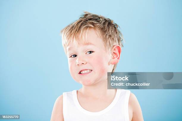 Foto de Retrato Em Azul e mais fotos de stock de 4-5 Anos - 4-5 Anos, Aluno, Aluno de Jardim de Infância