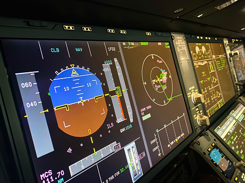 Airbus A350 Primary flight display and Navigation Display