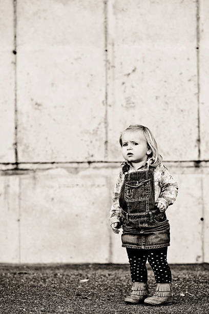 istock Confused Little Girl 183256048