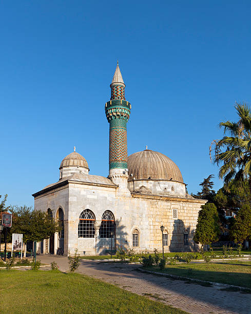 istock Green Mosque in Iznik, Turkey 183256974