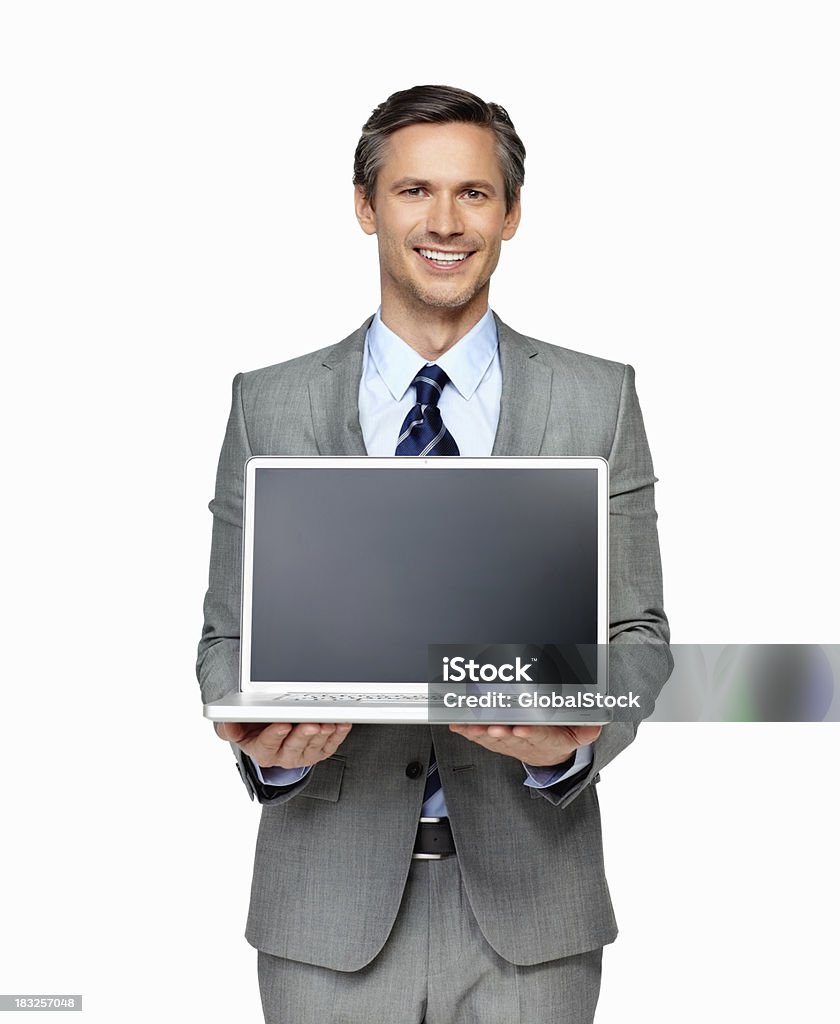 Homme d'affaires présentant des ordinateur portable sur fond blanc - Photo de Homme d'affaires libre de droits