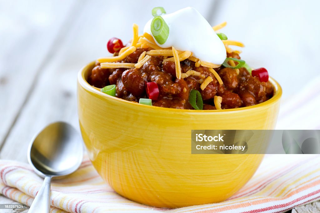 Piatto di peperoncino - Foto stock royalty-free di Chilli con carne