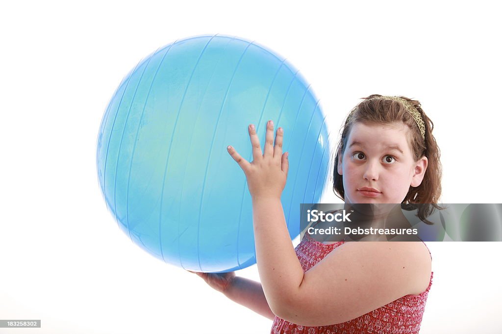 obese Mädchen mit blauen ball - Lizenzfrei Kind Stock-Foto