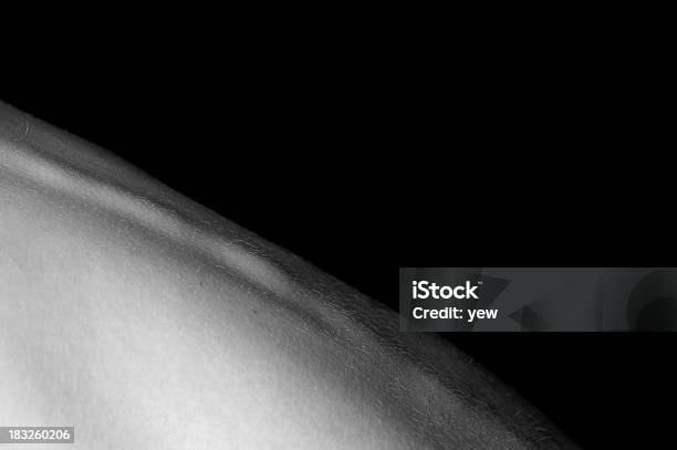 Nude Rücken Stockfoto und mehr Bilder von Aktiver Lebensstil - Aktiver Lebensstil, Anatomie, Attraktive Frau