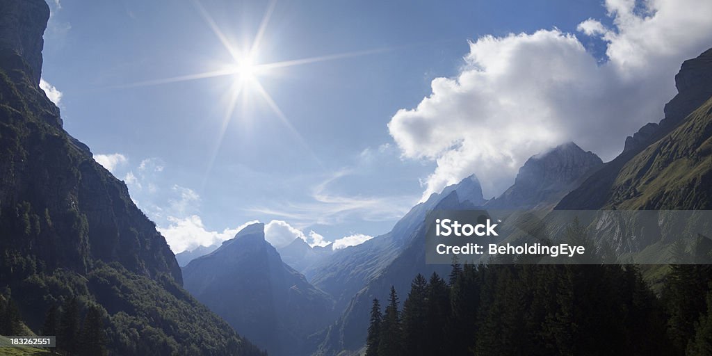 Alpine sol - Foto de stock de Alpes europeus royalty-free