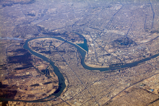 Bagdad y río Tigris photo