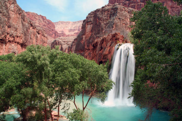 Hidden Waterfall "Havasu Falls in the Grand Canyon, Arizona" havasupai indian reservation stock pictures, royalty-free photos & images