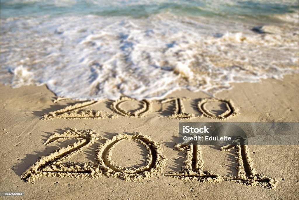 Nouvel An à la plage 2011 - Photo de 2000 libre de droits