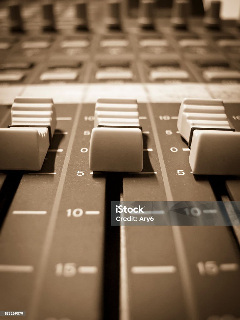 Miscelazione console - Foto stock royalty-free di Apparecchiatura di registrazione del suono