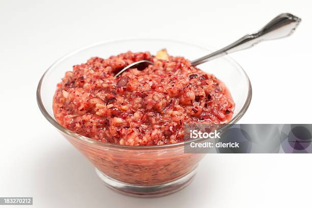 Photo libre de droit de Cranberry Apple Profitez De Verre Transparent Bowl Avec Cuillère banque d'images et plus d'images libres de droit de Achards