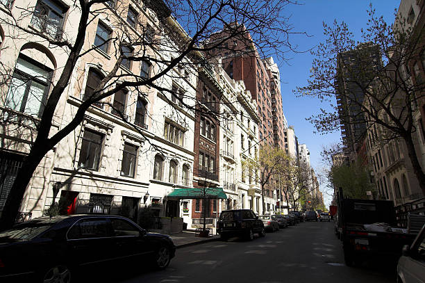 istock Exclusive Real Estate in Manhattan 183270836