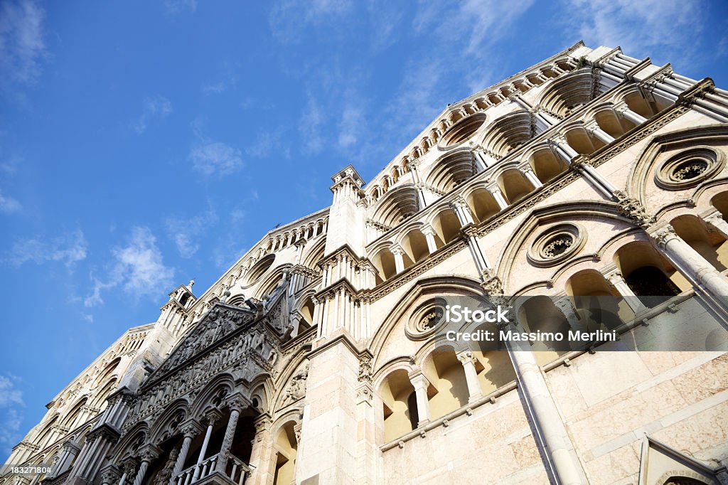 Cattedrale di Ferrara, Italia. - Foto stock royalty-free di Cattedrale