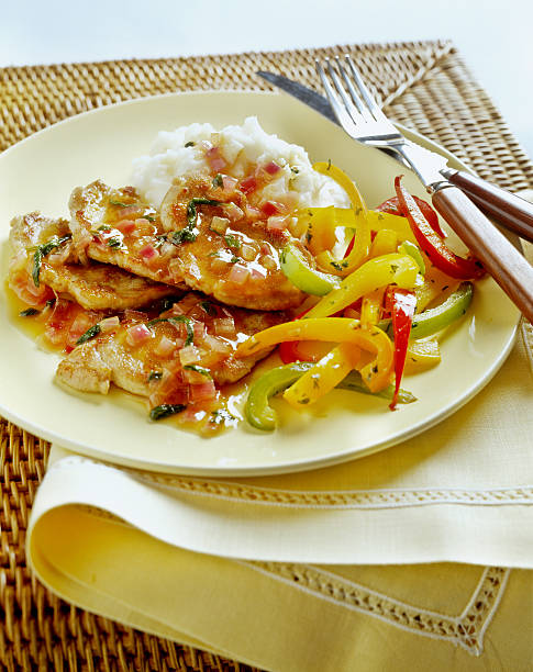 istock Veal with peppers and Sauce 183272857