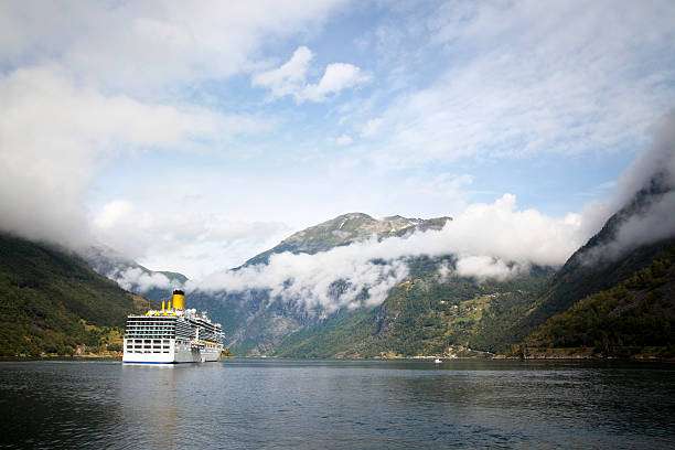 istock Geiranger Fjord 183275275