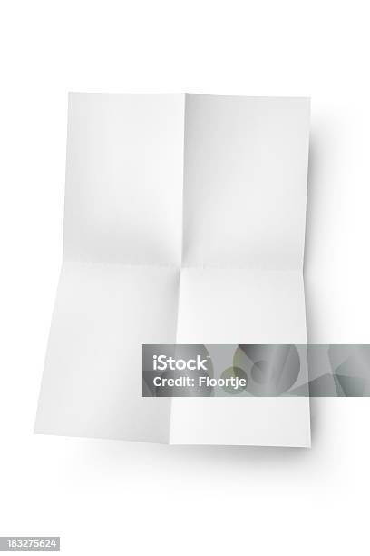 Oficina Doblado Hoja De Papel En Blanco Foto de stock y más banco de imágenes de Artículo de papelería - Artículo de papelería, Doblado - Condición, En blanco
