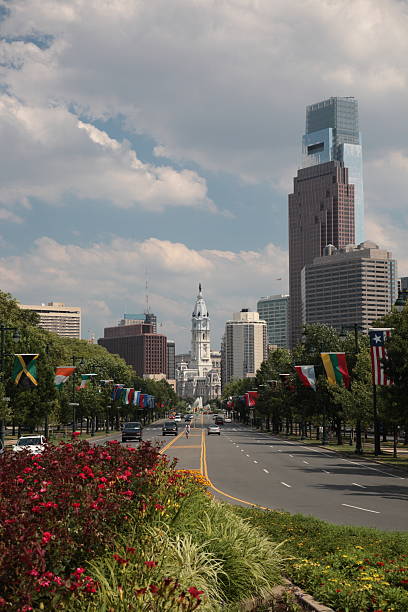 istock Philadelphia city view 183276768