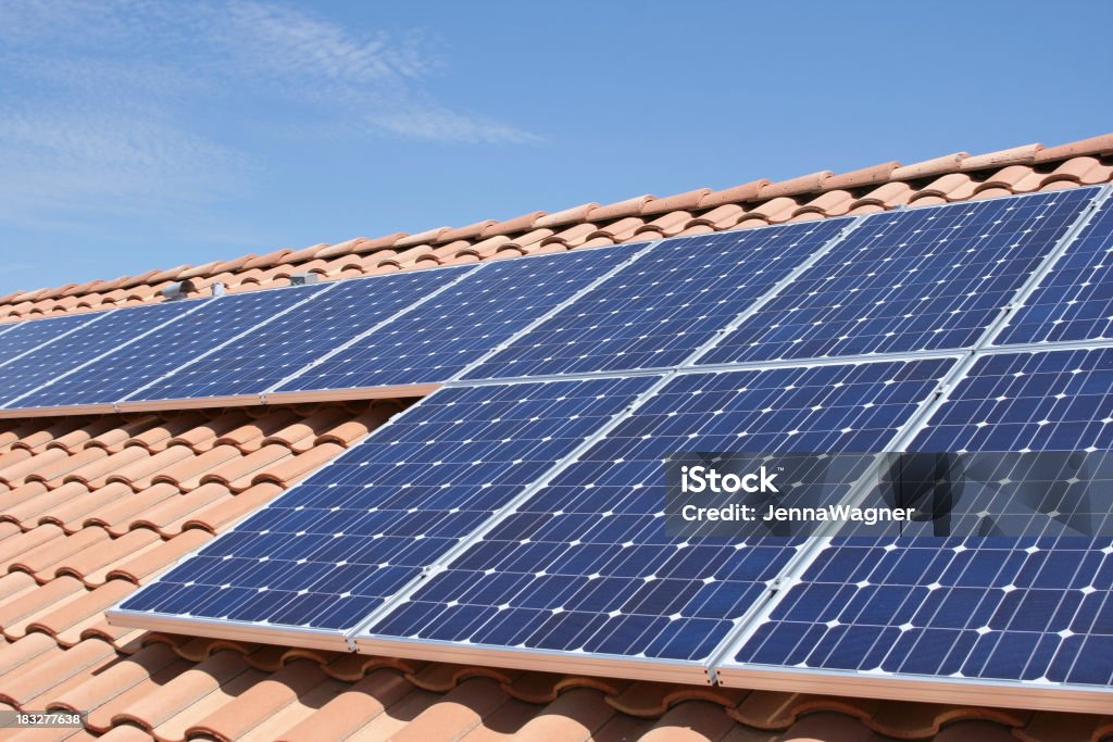 Azulejo do teto Solar - Royalty-free Painel Solar Foto de stock