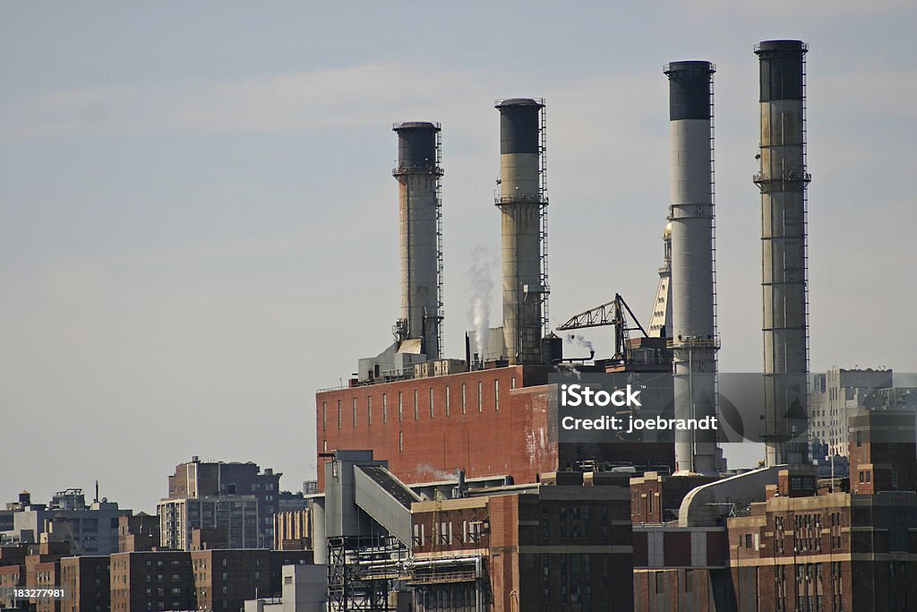 Охлаждающих Towers - Стоковые фото Сталелитейный завод роялти-фри