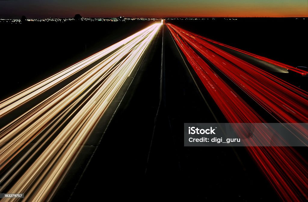 Noche de tráfico - Foto de stock de Autopista libre de derechos