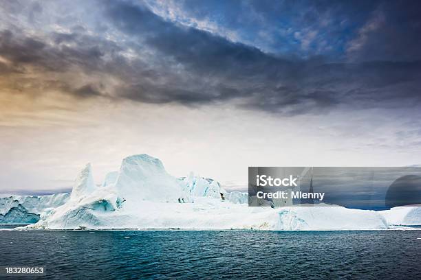 Pólo Norte Icebergs Gronelândia Fiorde De Gelo De Ártico - Fotografias de stock e mais imagens de Ao Ar Livre